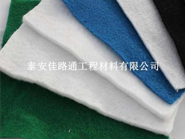 長絲土工布鋪設(shè)與連接技巧:打造高效防護(hù)的秘訣 長絲土工布鋪設(shè)與連接技巧:打造高效防護(hù)的秘訣